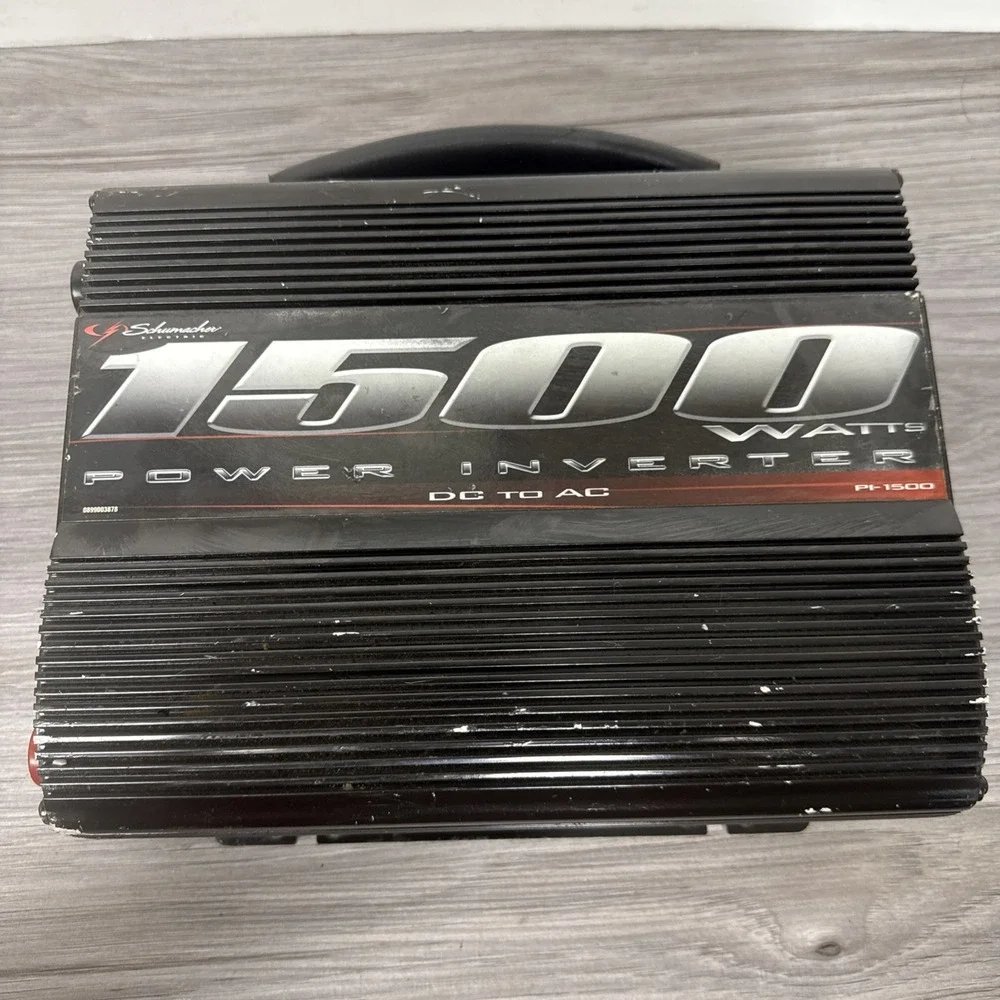 Schumacher PI-1500 1500-Watt Portable Power Converter Inverter DC to AC